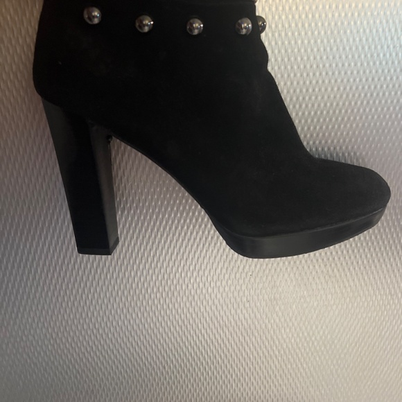 Stuart Weitzman studded knee-high boots size 8 1/2 - Picture 6 of 6